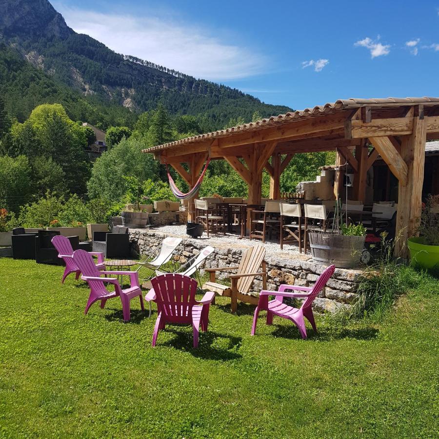 Camping Calme Et Nature Hotel Castellane Exterior photo