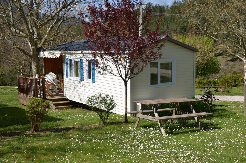 Camping Calme Et Nature Castellane Room photo