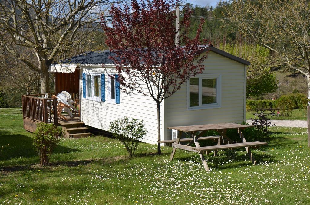 Camping Calme Et Nature Hotel Castellane Room photo