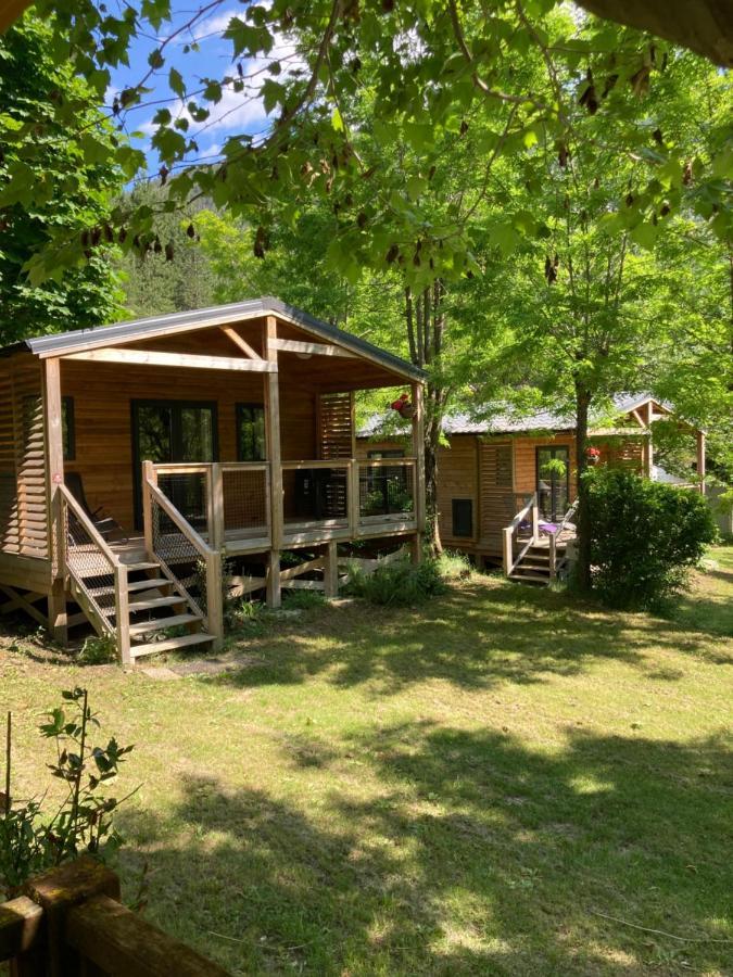 Camping Calme Et Nature Castellane Exterior photo