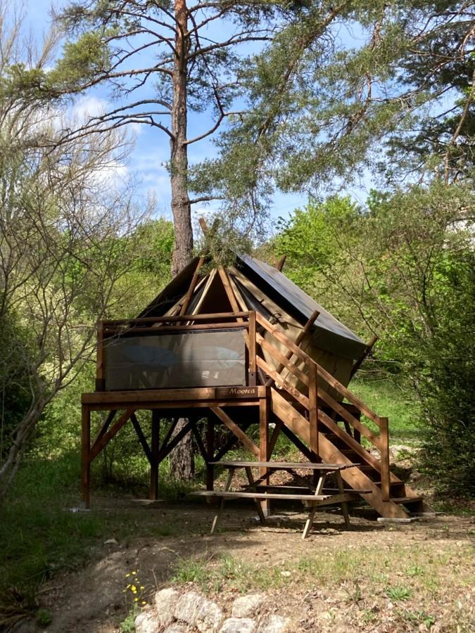 Camping Calme Et Nature Hotel Castellane Exterior photo