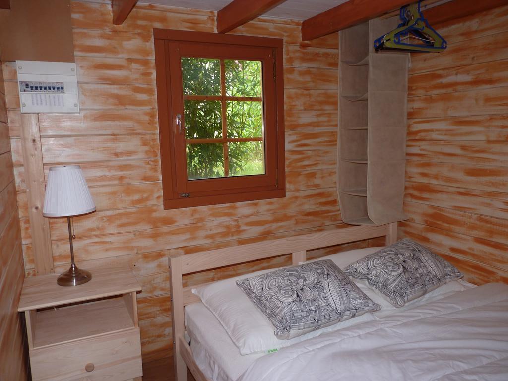 Camping Calme Et Nature Castellane Exterior photo