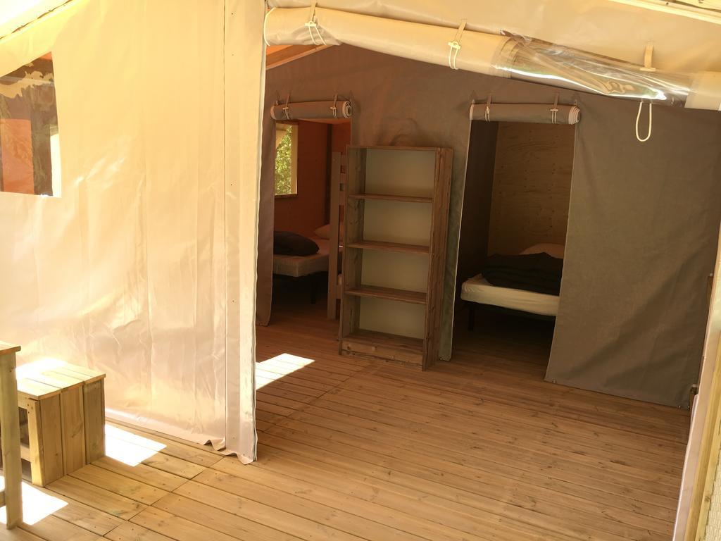 Camping Calme Et Nature Castellane Exterior photo