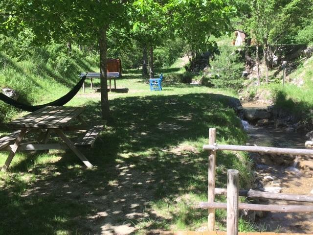 Camping Calme Et Nature Castellane Exterior photo